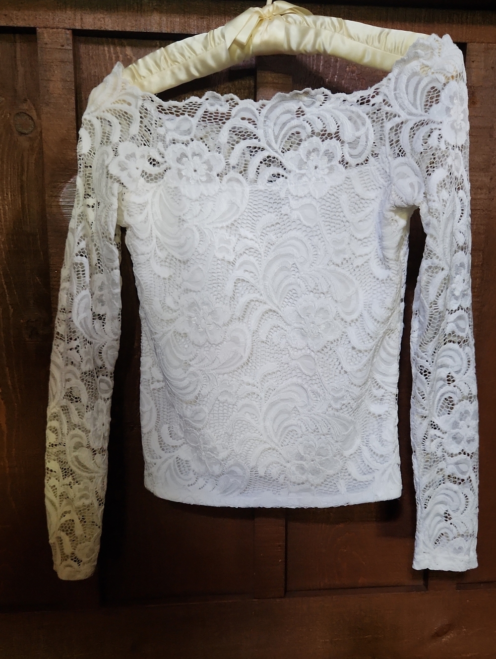 White Lace Long Sleeve Top